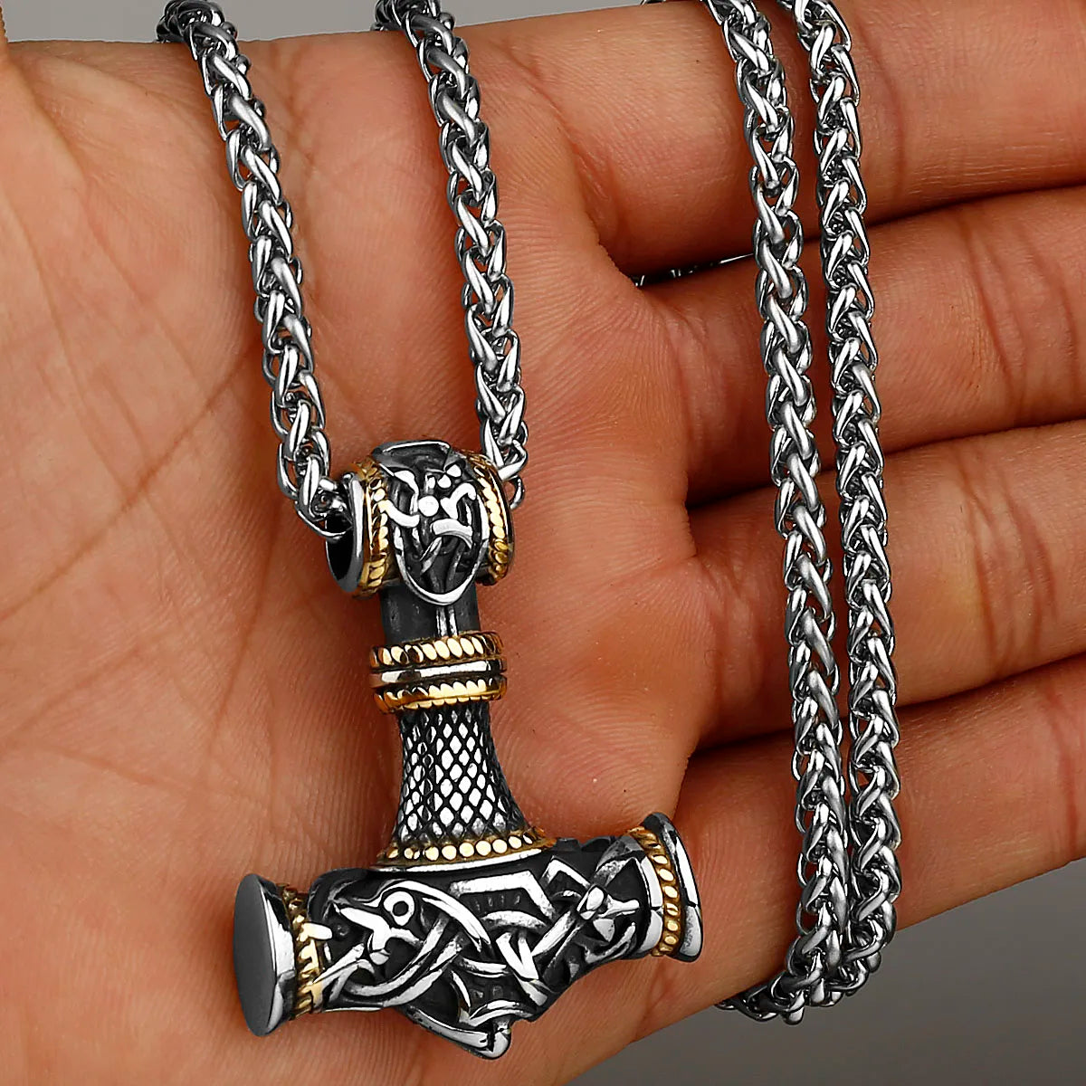 Collar Amuleto del Martillo de Thor Voyager - Vanguardia Masculina